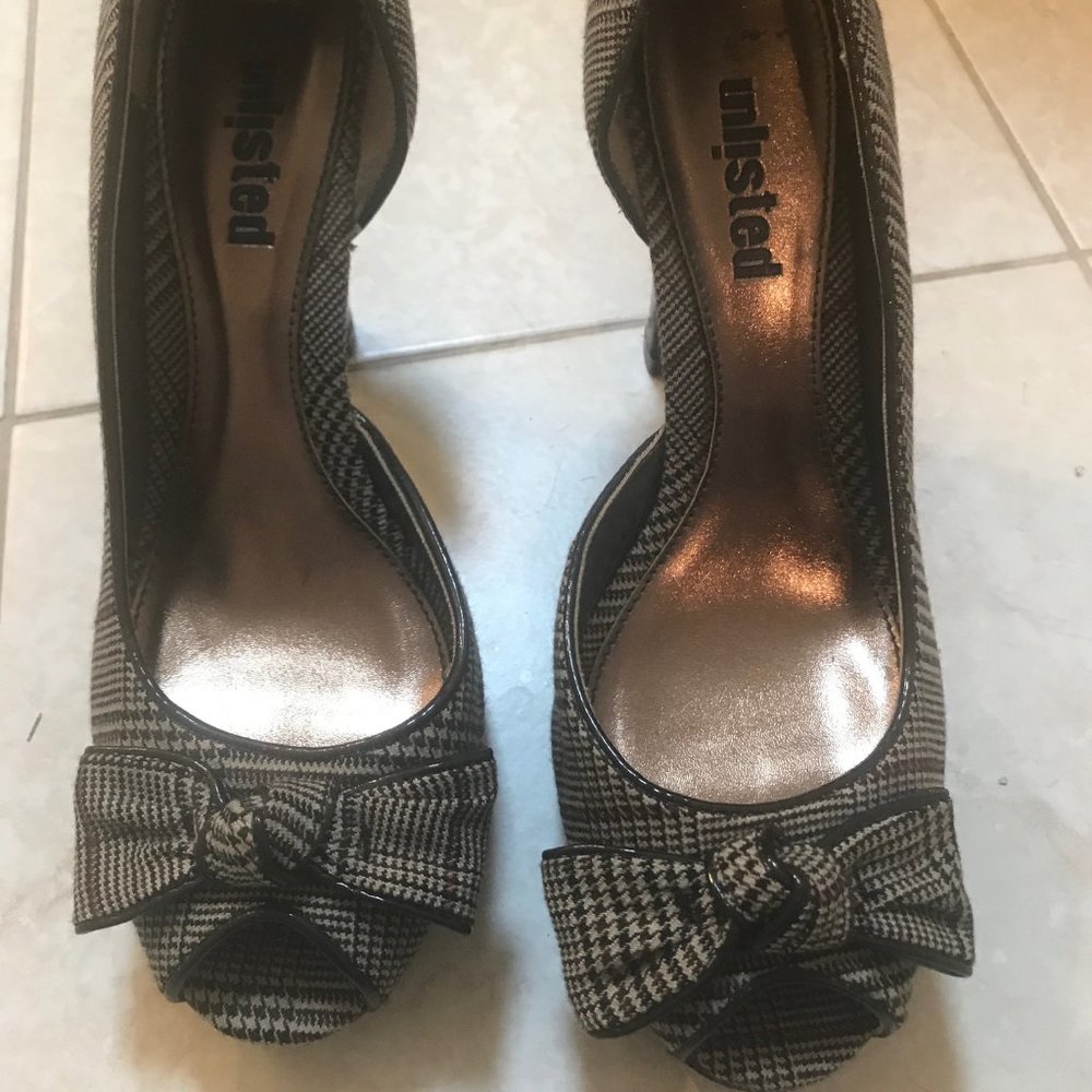 Unlisted Brown Plaid Peep-Toe Pump - Size 7